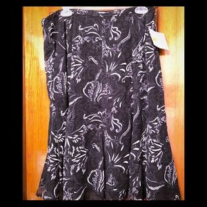 Sag Harbor Skirt Size 14 Black NWT